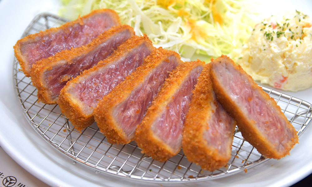 北海道産牛かつ御膳（上）