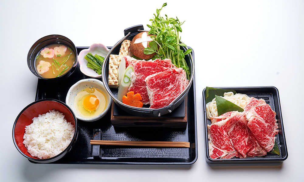 和牛すき焼き御膳 Wagyu Sukiyaki Set 和牛壽喜鍋套餐 와규 스키야키 세트
